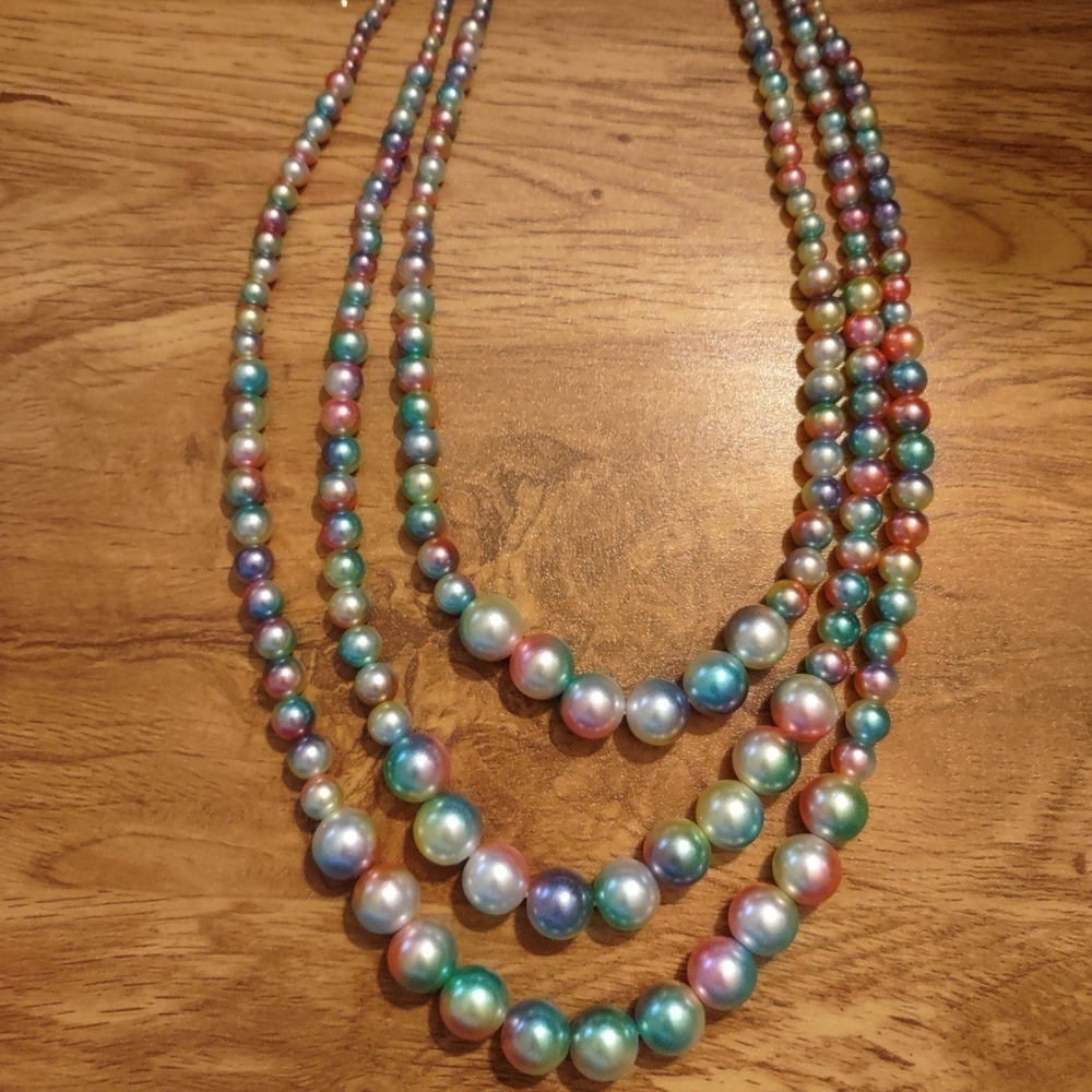 Multicolor Pearl Necklace
